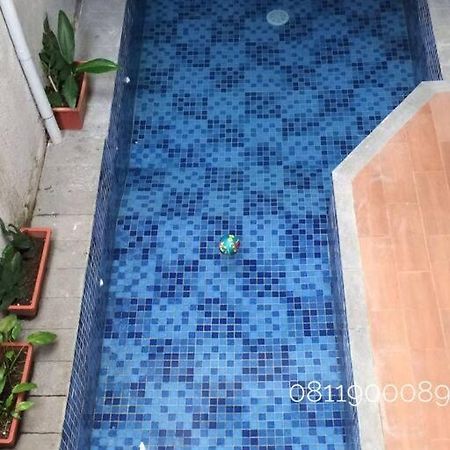 Hazel House With Swimming Pool By Grorental Бандунг Екстериор снимка